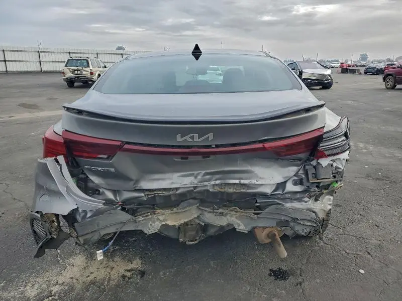 2022 KIA FORTE GT LINE  