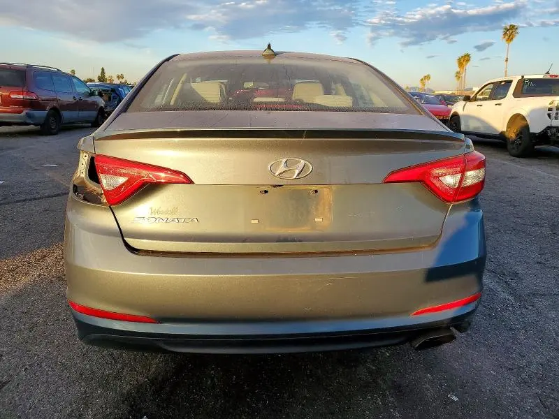 2016 HYUNDAI SONATA SE  