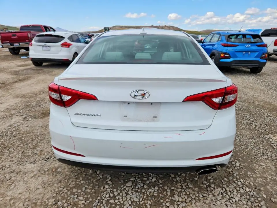 2017 HYUNDAI SONATA SE  