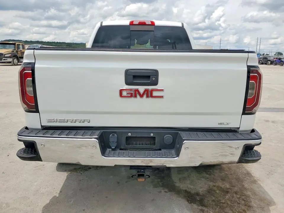 2018 GMC SIERRA K1500 SLT  