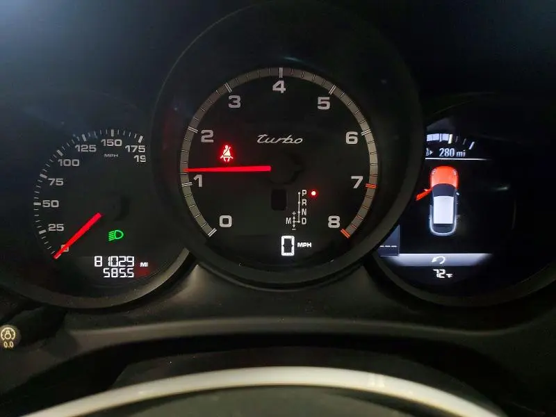 2016 PORSCHE MACAN TURBO  