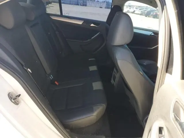 2012 VOLKSWAGEN JETTA SEL  