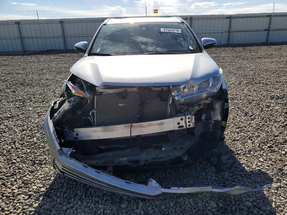 2018 TOYOTA HIGHLANDER XLE  