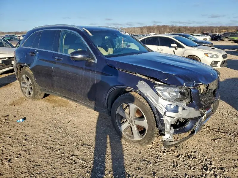 2018 MERCEDES-BENZ GLC 300  