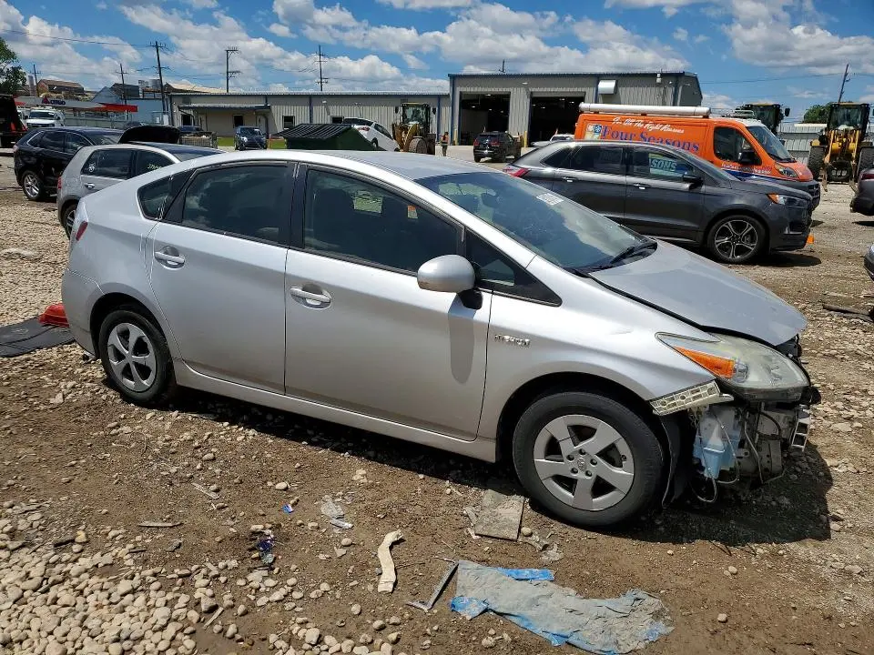 2014 TOYOTA PRIUS TWO  