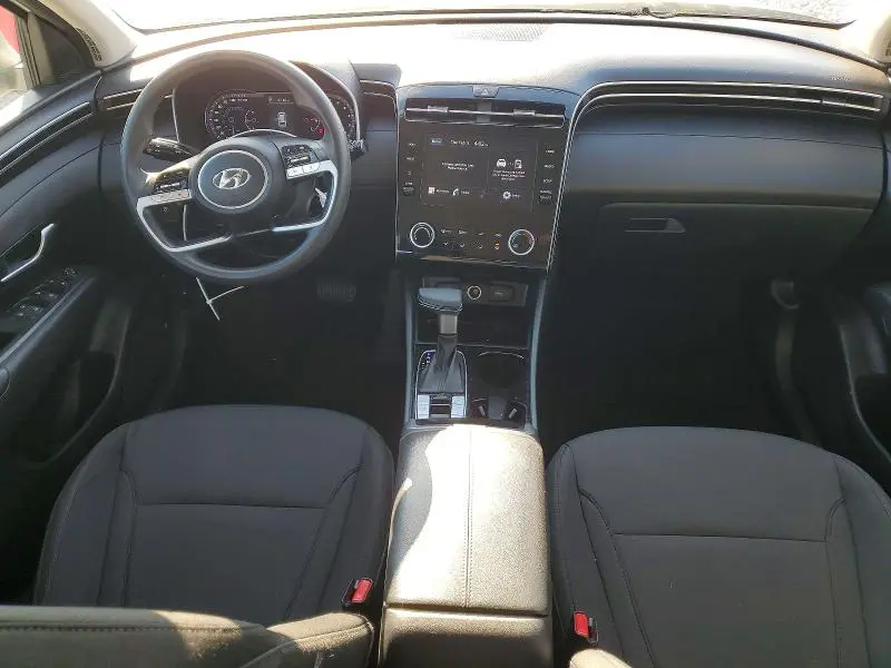 2023 HYUNDAI TUCSON SE  