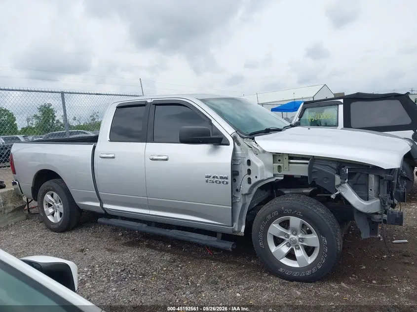 2016 RAM 1500 SLT