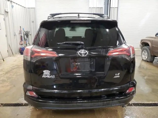 2018 TOYOTA RAV4 LE  