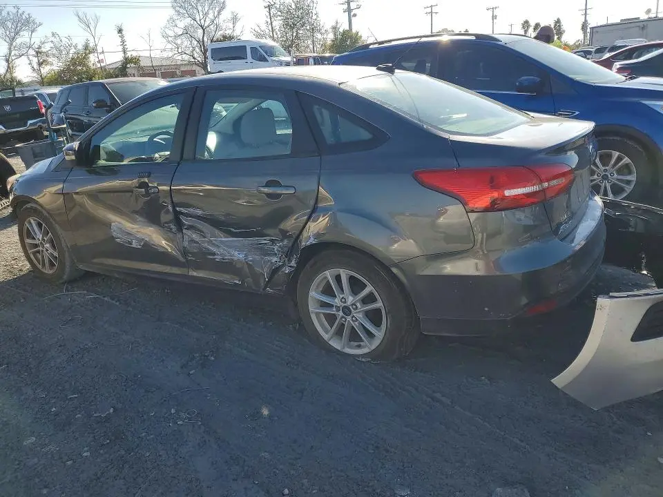 2016 FORD FOCUS SE  