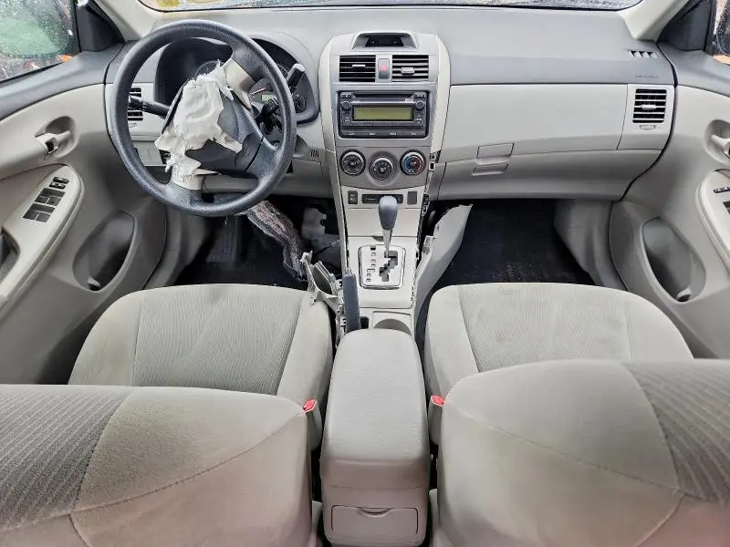 2012 TOYOTA COROLLA LE  