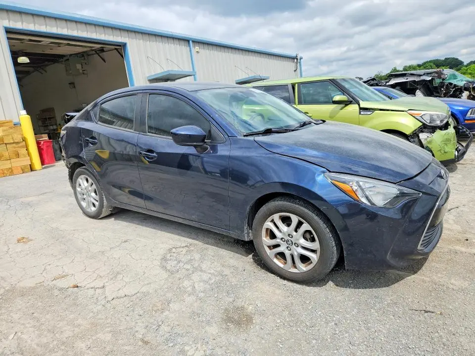 2017 TOYOTA YARIS IA BASE  