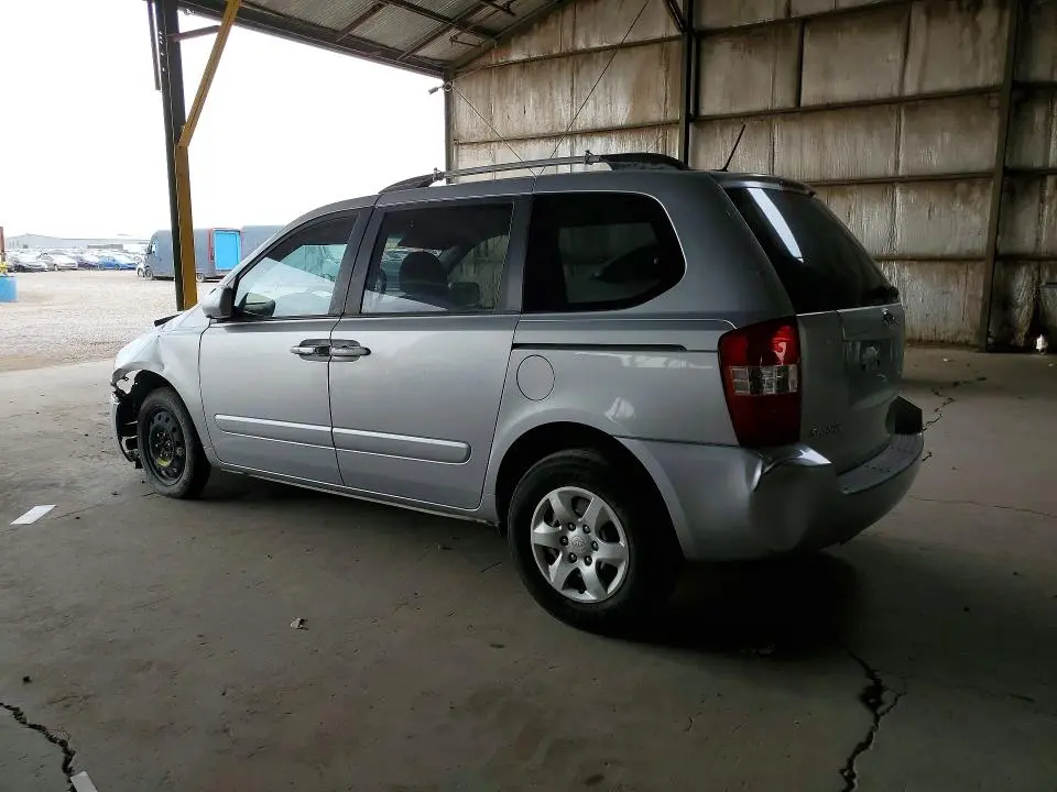 2010 KIA SEDONA LX  