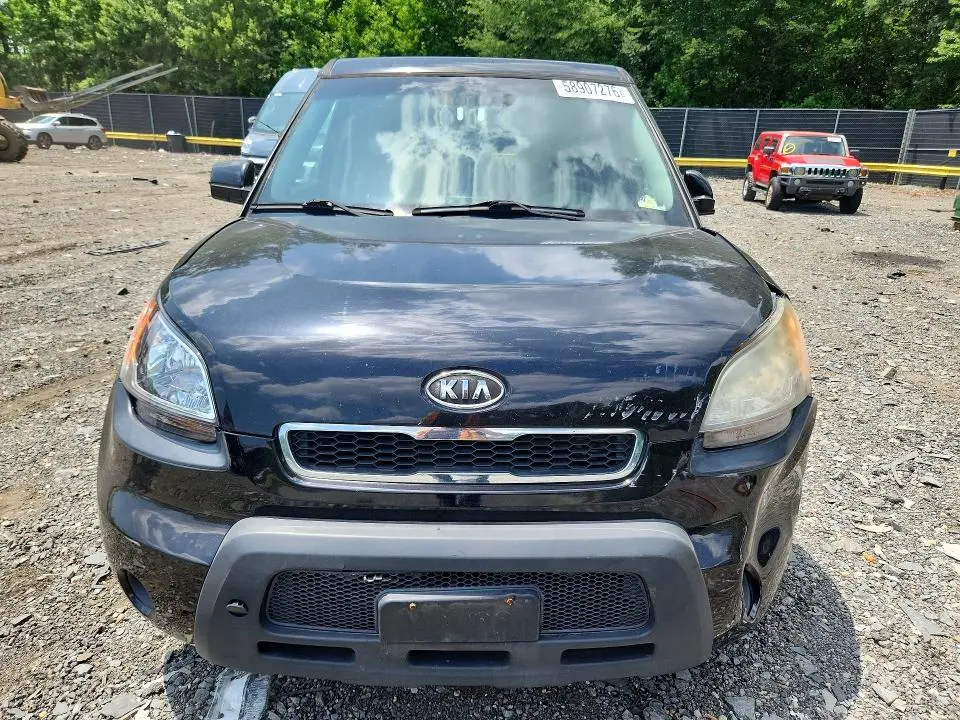 2011 KIA SOUL +  