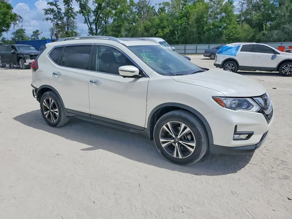 2019 NISSAN ROGUE SV  