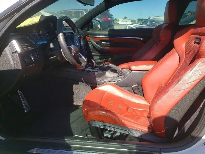 2018 BMW M4   