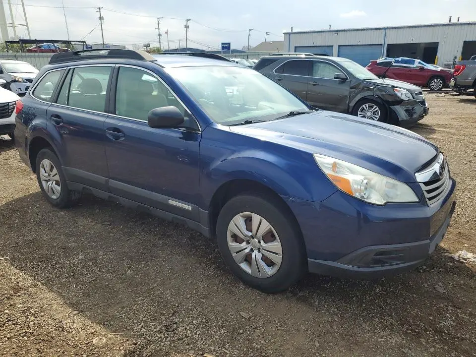 2010 SUBARU OUTBACK 2.5I  