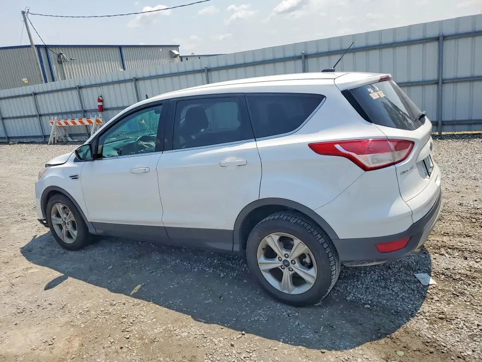2015 FORD ESCAPE SE  