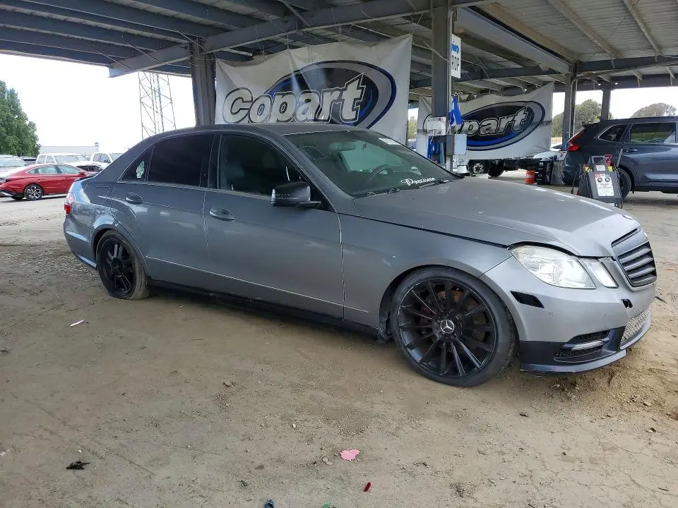 2011 MERCEDES-BENZ E 550  
