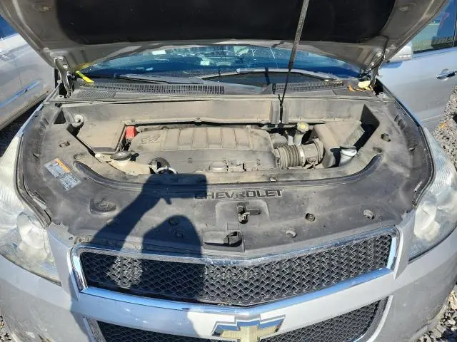 2011 CHEVROLET TRAVERSE LT  