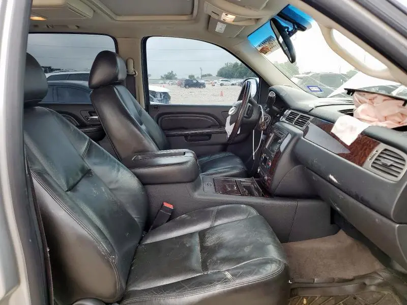 2010 GMC YUKON XL DENALI  