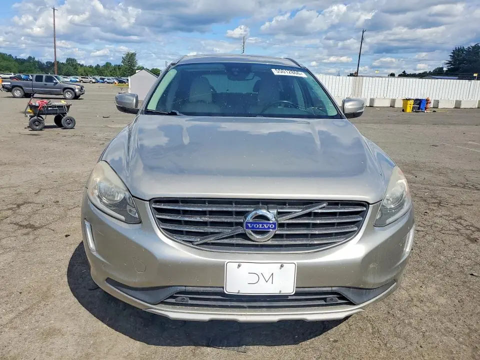 2016 VOLVO XC60 T5 PREMIER  