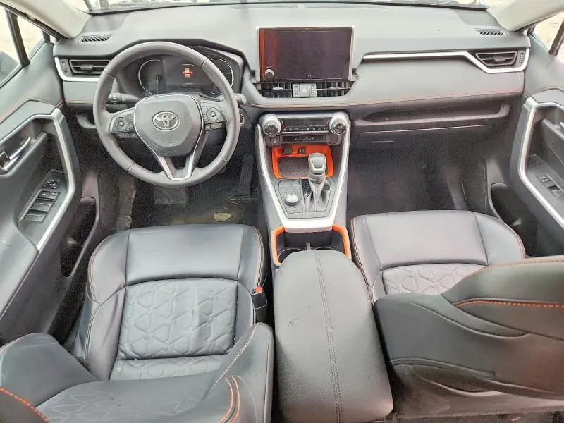 2024 TOYOTA RAV4 ADVENTURE  