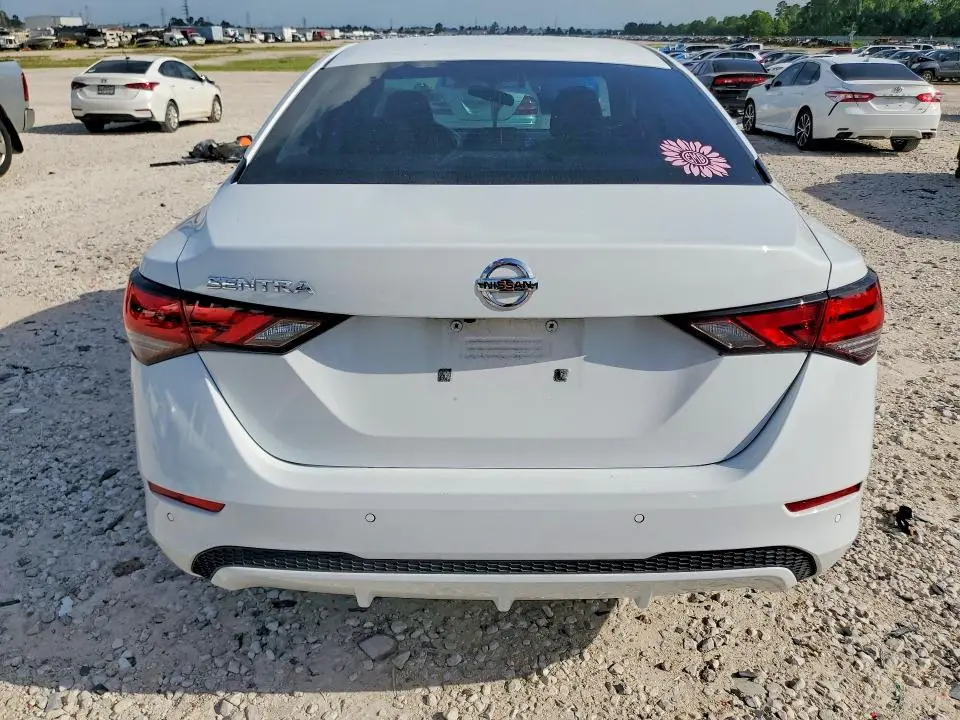 2022 NISSAN SENTRA S  