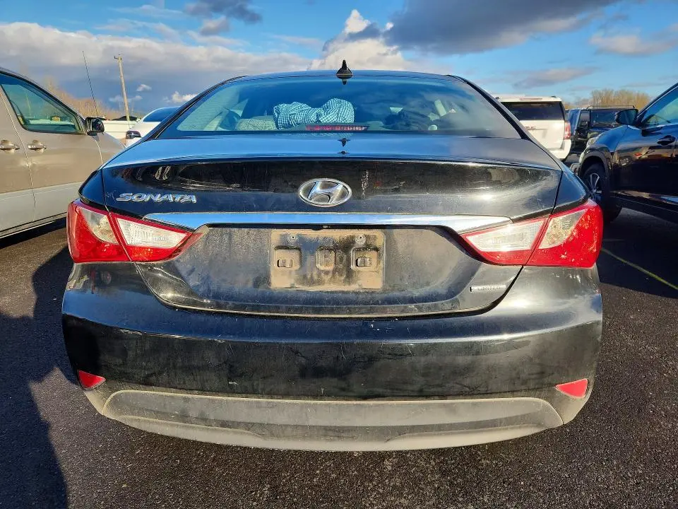 2014 HYUNDAI SONATA SE  
