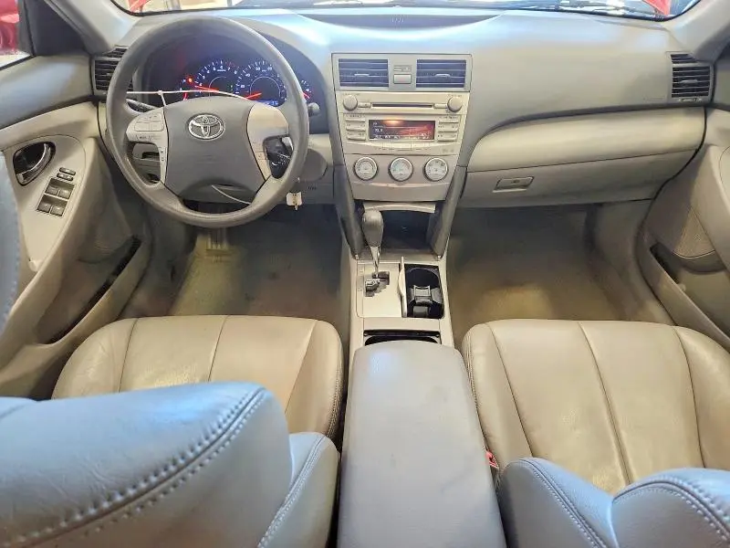 2011 TOYOTA CAMRY LE  