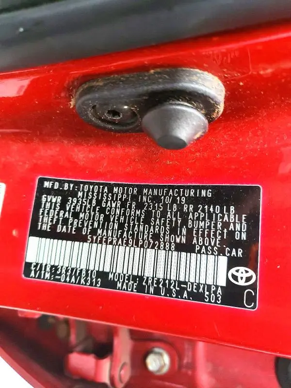 2020 TOYOTA COROLLA LE  