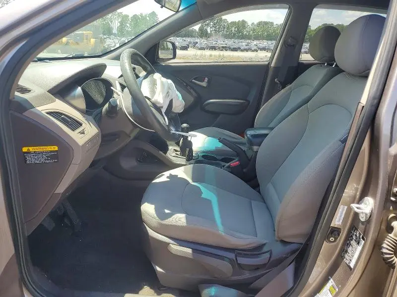 2011 HYUNDAI TUCSON GL  