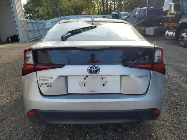 2021 TOYOTA PRIUS LE