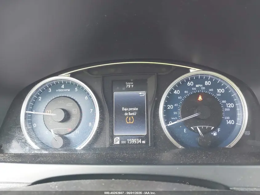 2016 TOYOTA CAMRY LE