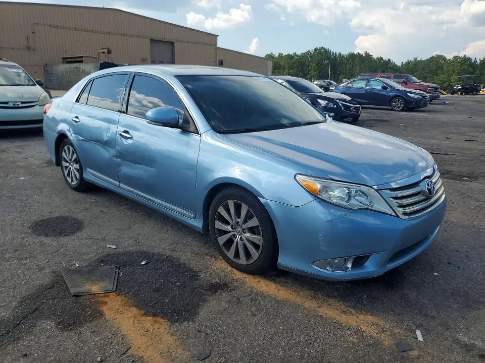 2011 TOYOTA AVALON LIMITED  