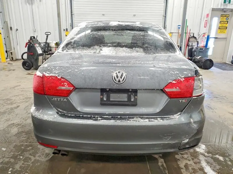 2014 VOLKSWAGEN JETTA SE  