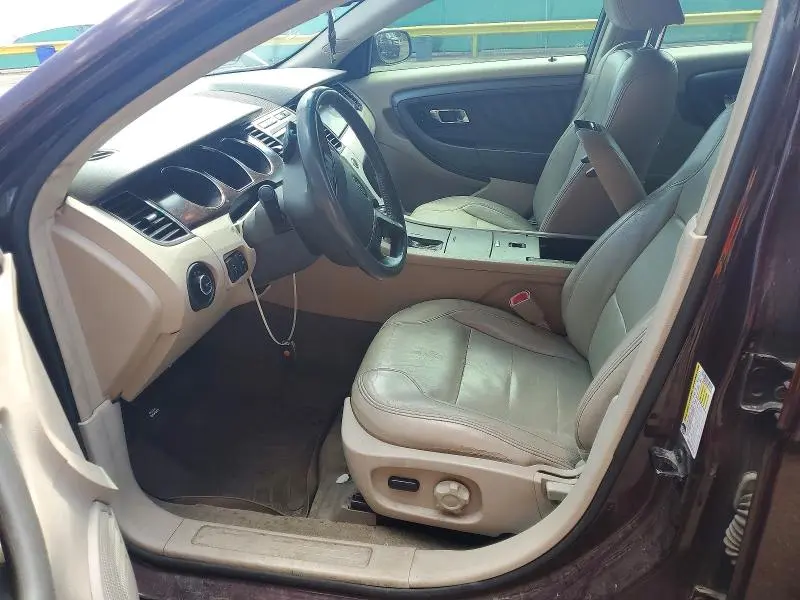 2011 FORD TAURUS SEL  