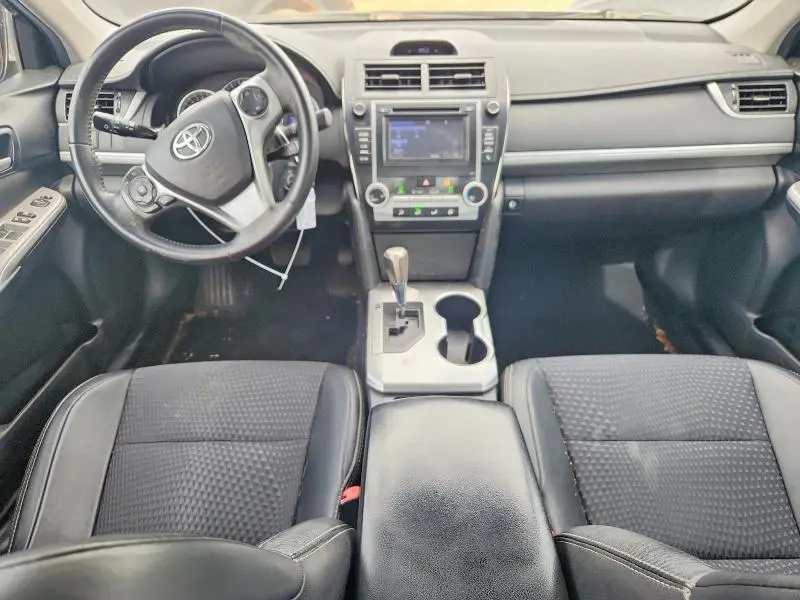 2014 TOYOTA CAMRY SE  