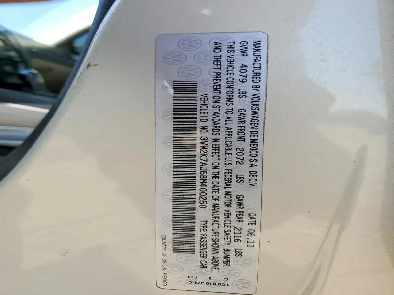 2011 VOLKSWAGEN JETTA   