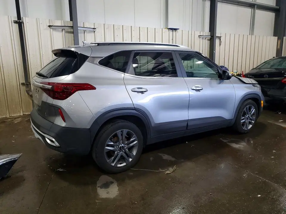 2023 KIA SELTOS S  