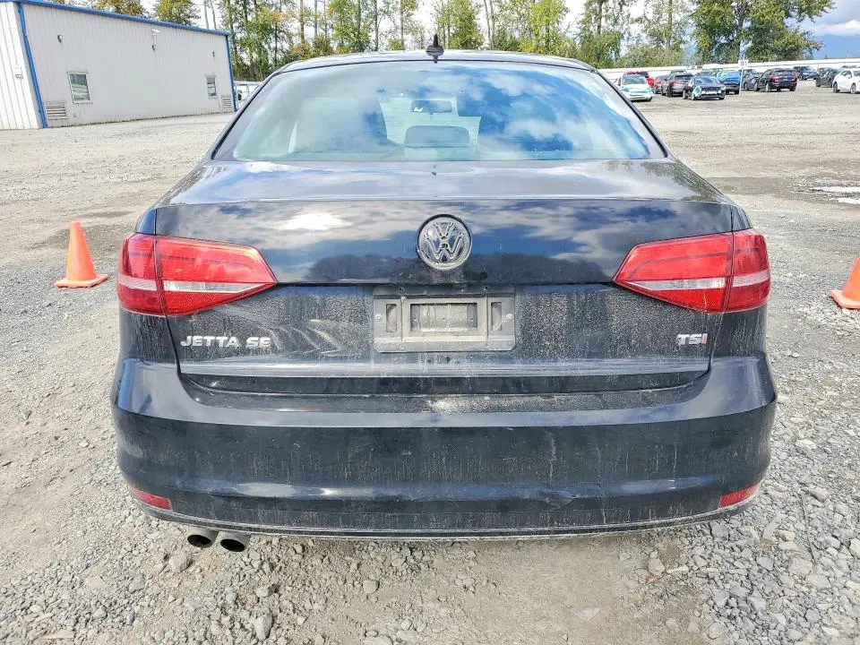 2015 VOLKSWAGEN JETTA SE  