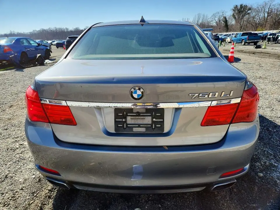 2011 BMW 750 LXI  