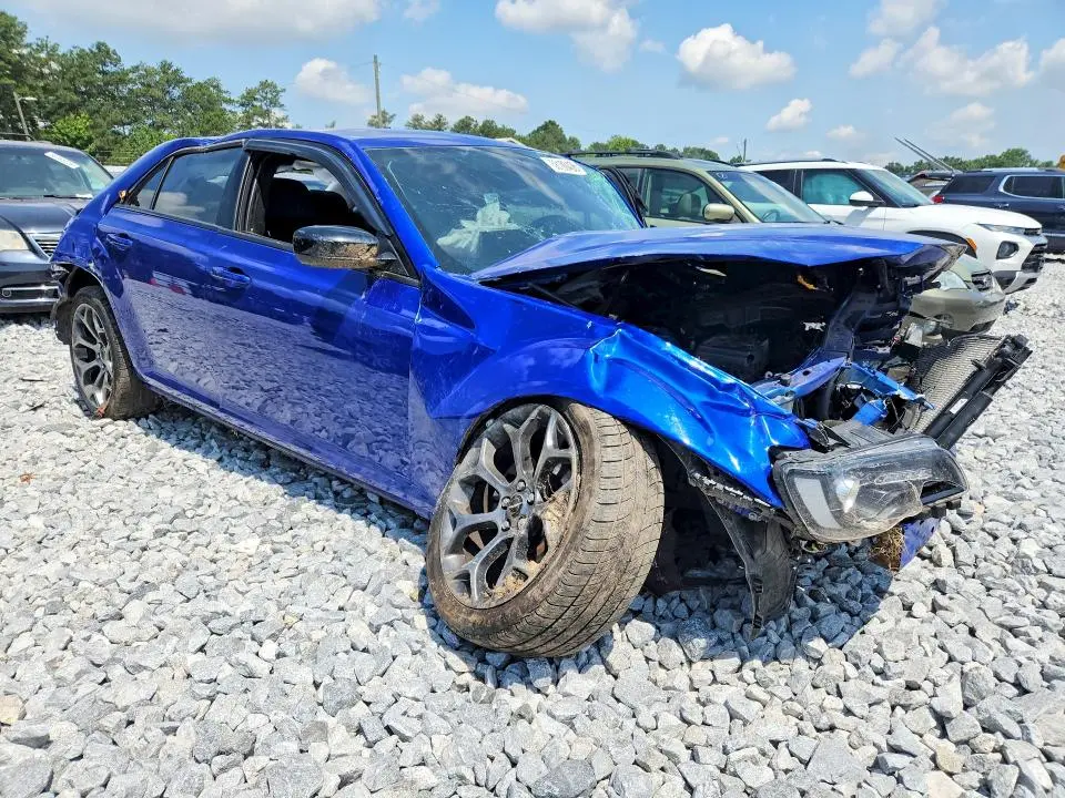 2018 CHRYSLER 300 TOURING  