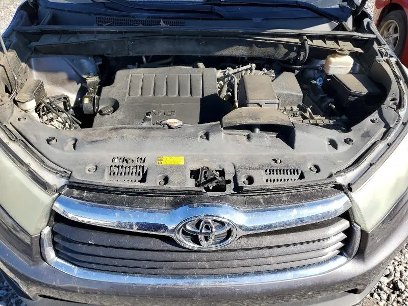 2016 TOYOTA HIGHLANDER LIMITED  