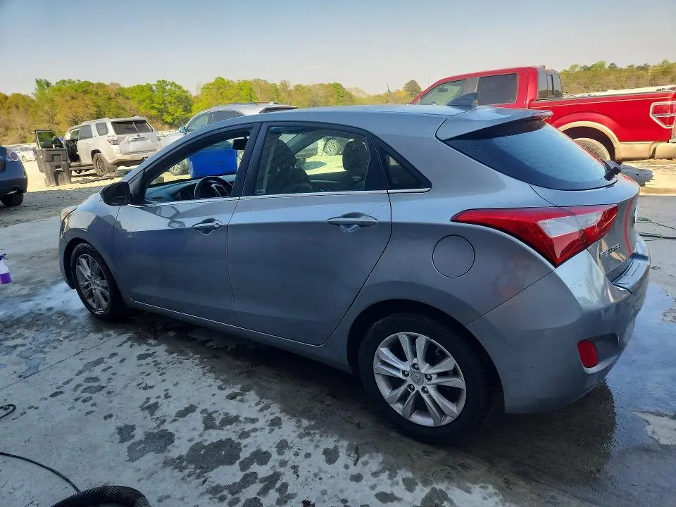 2013 HYUNDAI ELANTRA GT BASE  