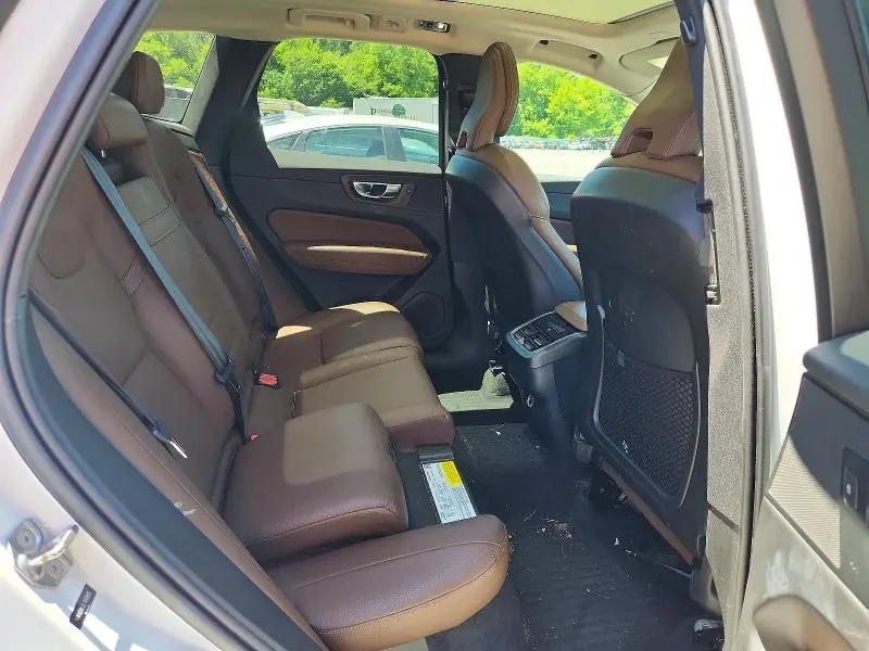2020 VOLVO XC60 T5 INSCRIPTION  