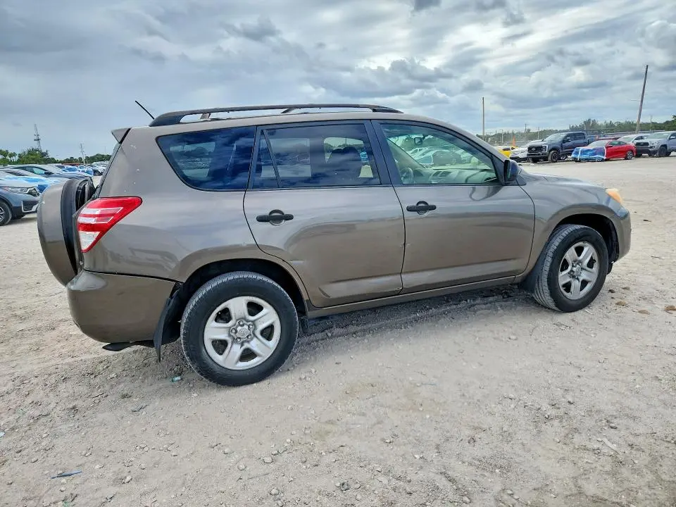2012 TOYOTA RAV4 BASE  