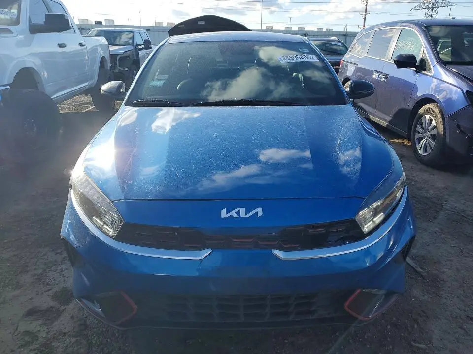 2022 KIA FORTE GT-LINE  