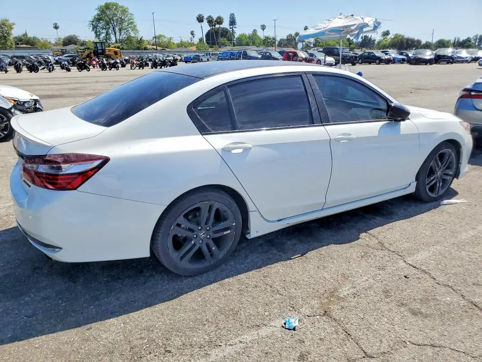 2017 HONDA ACCORD SPORT  