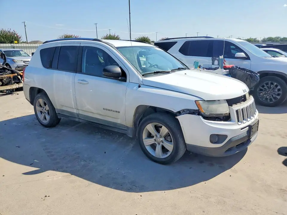 2011 JEEP COMPASS SPORT  