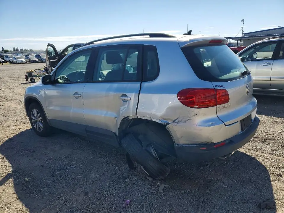 2017 VOLKSWAGEN TIGUAN S  